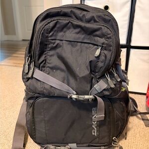 Dakine Quest Black and Gray Camera backpack